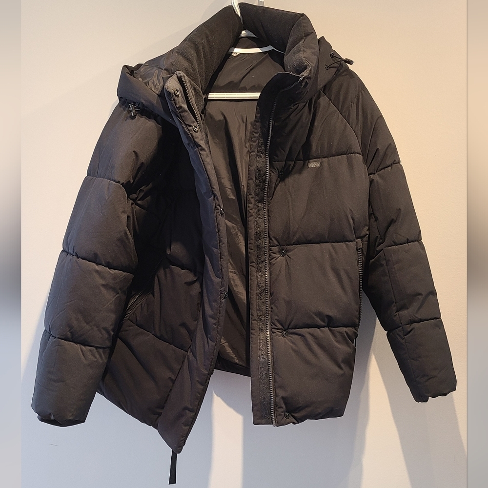 Levi's Black Puffer Jacket
